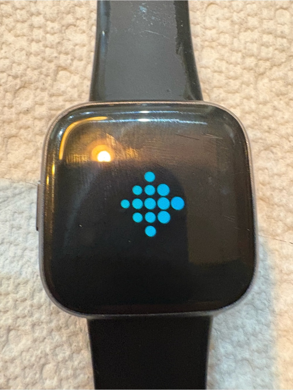 Fitbit Versa 2 FB507 Fitness Smartwatch Gray Black Band Fully Working